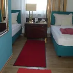 Franken An Der Messe Hotel