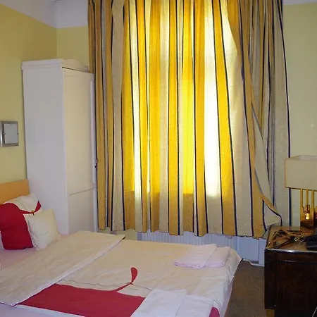 Franken An Der Messe Hotel 3*