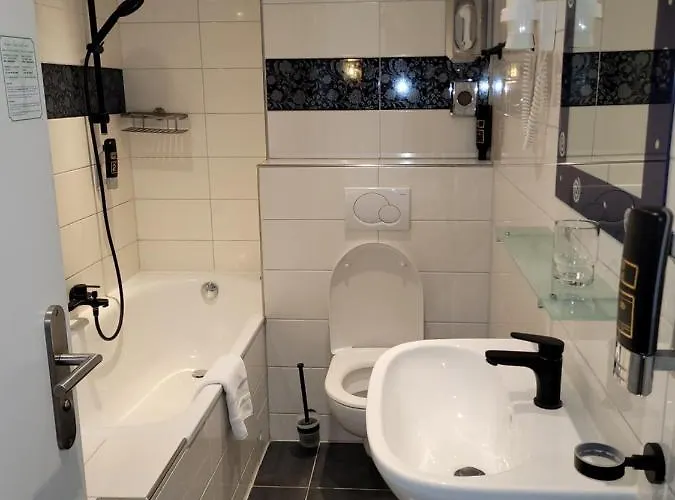 Franken An Der Messe Hotell 3*