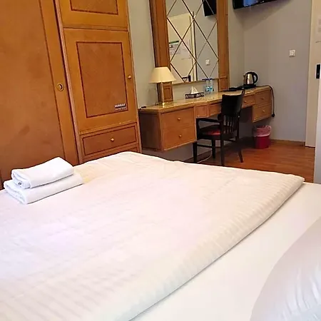 Franken An Der Messe Hotel 3*
