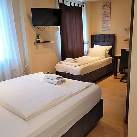 Franken An Der Messe Hotel 3*