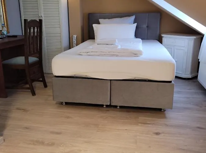 Franken An Der Messe Hotel