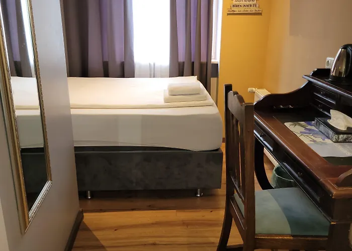 Hotel Franken An Der Messe 3*